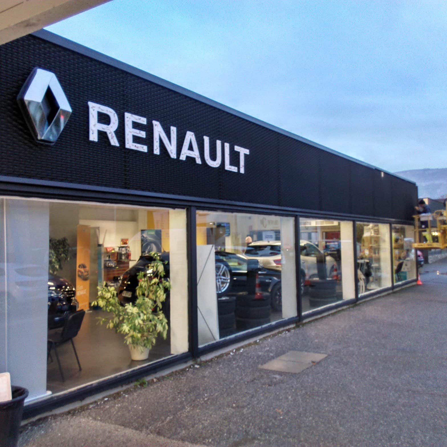 Agence Soler Automobiles de Saint Julien en Genevois Renault Dacia Occasion